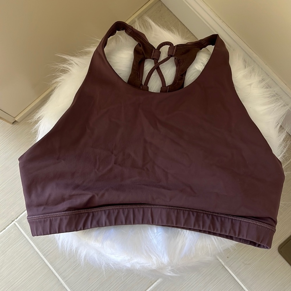 Lululemon sports bra size 6